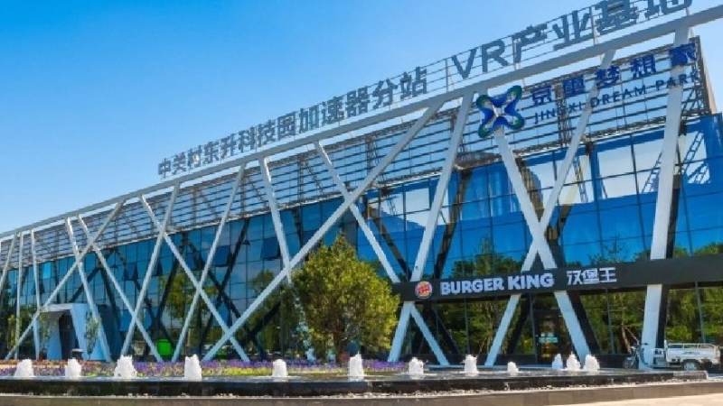 VR多人协作射击项目玩法盘点:从战术分工到沉浸交互的完整观察